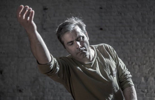 Monika Müller Feldenkrais - Bild Übung Arm