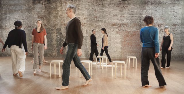 Monika Müller Feldenkrais - Bild Übung Gehen