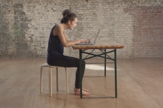 Monika Müller Feldenkrais - Bild Übung Laptop